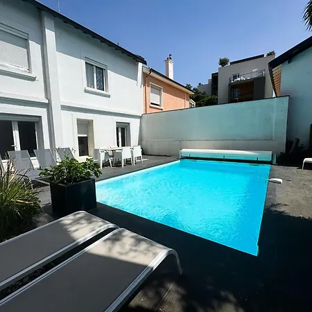 Twenty With Pool Lyon Apartment